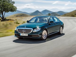 2017 Mercedes-Benz E-Класс 200 V (W213, S213, C238), чёрный, 3990000 рублей, вид 1