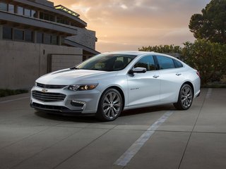 2018 Chevrolet Malibu IX, серебристый, 1150000 рублей, вид 1