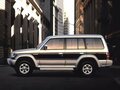 1993 Mitsubishi Pajero II, серебристый, 1500000 рублей - вид 2
