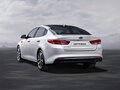 2017 Kia Optima IV, коричневый - вид 3