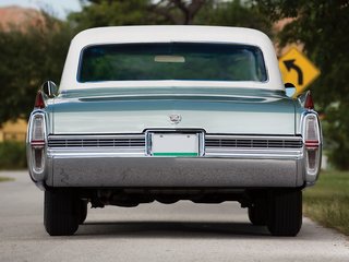 1956 Cadillac Fleetwood 75 Series, зелёный, 10000000 рублей, вид 3