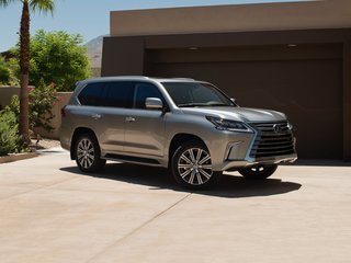 2019 Lexus LX 450d III Рестайлинг 2, белый, 6700000 рублей, вид 1