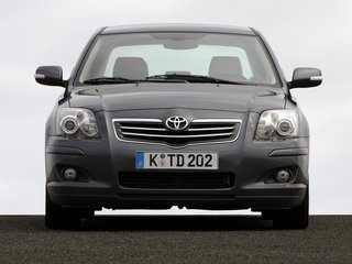 2007 Toyota Avensis II Рестайлинг, серебристый, 495000 рублей, вид 3