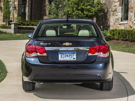 2013 Chevrolet Cruze I Рестайлинг, белый, 780000 рублей - вид 3