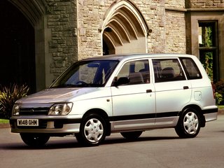2001 Daihatsu Pyzar I Рестайлинг, красный, 350000 рублей, вид 1