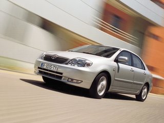 2001 Toyota Corolla IX (E120, E130), белый, 520000 рублей, вид 1