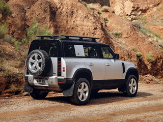 2023 Land Rover Defender 110 II, белый, 12500000 рублей, вид 5