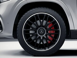 Высокоэффективная тормозная система AMG с композитными материалами