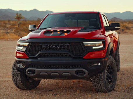 2023 Ram 1500 Crew Cab TRX V, серый, 19000000 рублей - вид 3