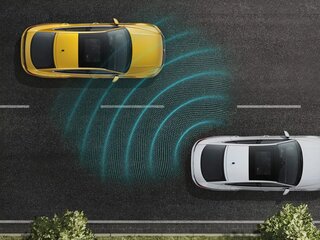 Система мониторинга слепых зон "Side Assist" с функцией "Rear Traffic Alert"