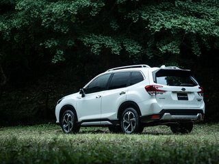 2023 Subaru Forester V Рестайлинг, чёрный, 6300000 рублей, вид 5