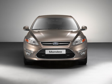 2013 Ford Mondeo IV Рестайлинг, белый, 1100000 рублей - вид 2