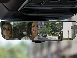 Зеркало заднего вида ClearSight с улучшенной обзорностью