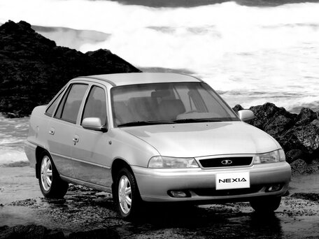 2004 Daewoo Nexia I, красный - вид 3