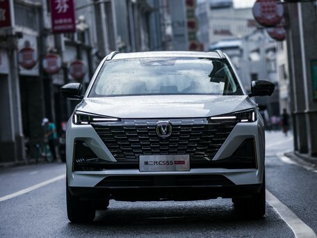 2023 Changan CS55 Plus II, белый, 2128000 рублей - вид 3