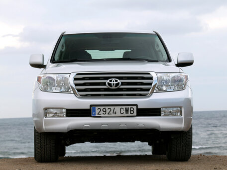 2011 Toyota Land Cruiser 200 Series, чёрный, 3600000 рублей - вид 2