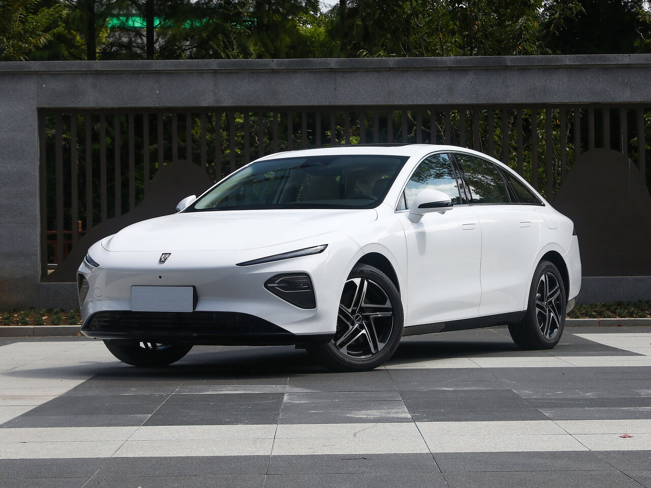 Roewe D7 Основной вид