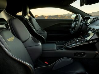 2025 Aston Martin V8 Vantage IV Рестайлинг, чёрный, 37040100 рублей, вид 5