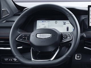 Цифровая приборная панель диагональю 10,25"