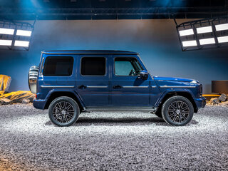 2026 Mercedes-Benz G-Класс 450 d III (W465) Рестайлинг, чёрный, 25199900 рублей, вид 2
