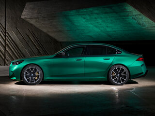 2026 BMW M5 VII (G90), серый, 25990000 рублей, вид 2