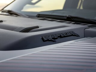 2026 Ford F-150 Raptor XIV Рестайлинг, чёрный, 19500000 рублей, вид 5