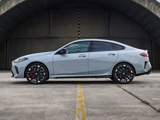 2025 BMW 2 серии Gran Coupe 228i xDrive F74/78, белый, 5800000 рублей, вид 2