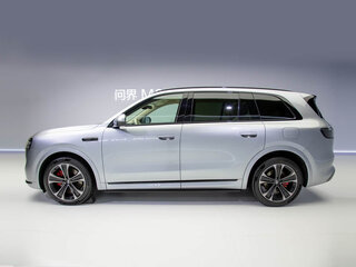 2026 Aito M8 53.4 kWh I, серебристый, 11650000 рублей, вид 2