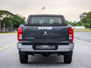 2025 Mitsubishi L200 VI, серый, 4900000 рублей, вид 4
