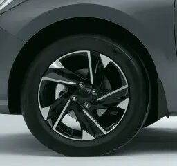 Легкосплавные диски 15" с шинами 185/65 R15