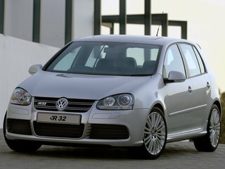 Volkswagen Golf R32 V