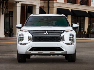2023 Mitsubishi Outlander IV, белый, 4460000 рублей, вид 3