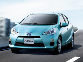 2013 Toyota Aqua I, чёрный, 990000 рублей, вид 1