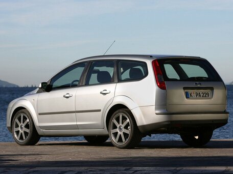 2005 Ford Focus II, серебристый - вид 3