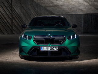 2026 BMW M5 VII (G90), серый, 25990000 рублей, вид 3