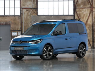 2021 Volkswagen Caddy V, красный, 3800000 рублей, вид 1
