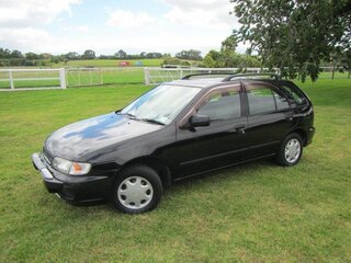 Nissan Lucino