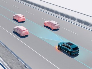 Система удержания автомобиля в полосе движения (LKA)