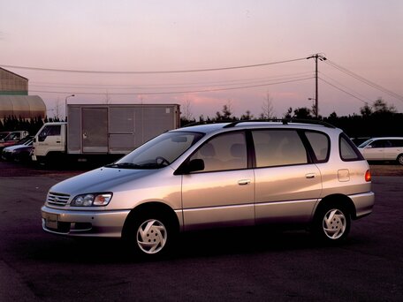 1997 Toyota Ipsum I (M10), серый, 720000 рублей - вид 2