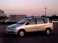 1997 Toyota Ipsum I (M10), серый, 720000 рублей - вид 2