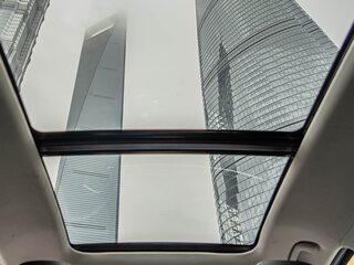Панорамная крыша с электроприводом