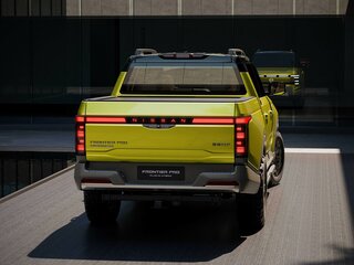 2026 Nissan Frontier Pro, серебристый, 4550000 рублей, вид 4