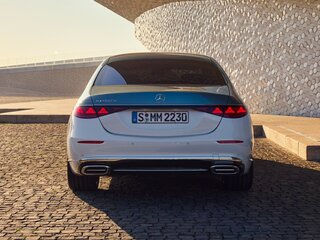 2026 Mercedes-Benz Maybach S-Класс 580 II (Z223) Рестайлинг, чёрный, 37930000 рублей, вид 4
