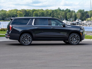 2025 Chevrolet Suburban XII Рестайлинг, синий, 16350000 рублей, вид 2