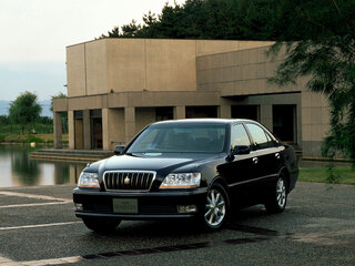 2002 Toyota Crown Majesta III (S170), белый, 1200000 рублей, вид 1