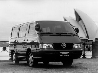 2001 SsangYong Istana I, синий, 550000 рублей, вид 1
