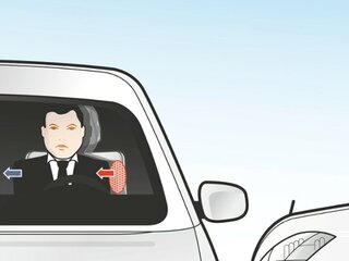 Система PRE-SAFE® Impuls Side