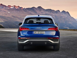 2025 Audi Q5 Sportback 45 TFSI I (FY), чёрный, 6500000 рублей, вид 4
