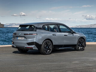 2023 BMW iX xDrive40 I (I20), белый, 9290000 рублей, вид 5