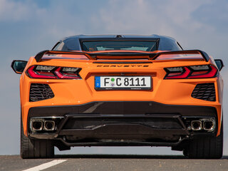 2025 Chevrolet Corvette Stingray C8, жёлтый, 23000000 рублей, вид 4